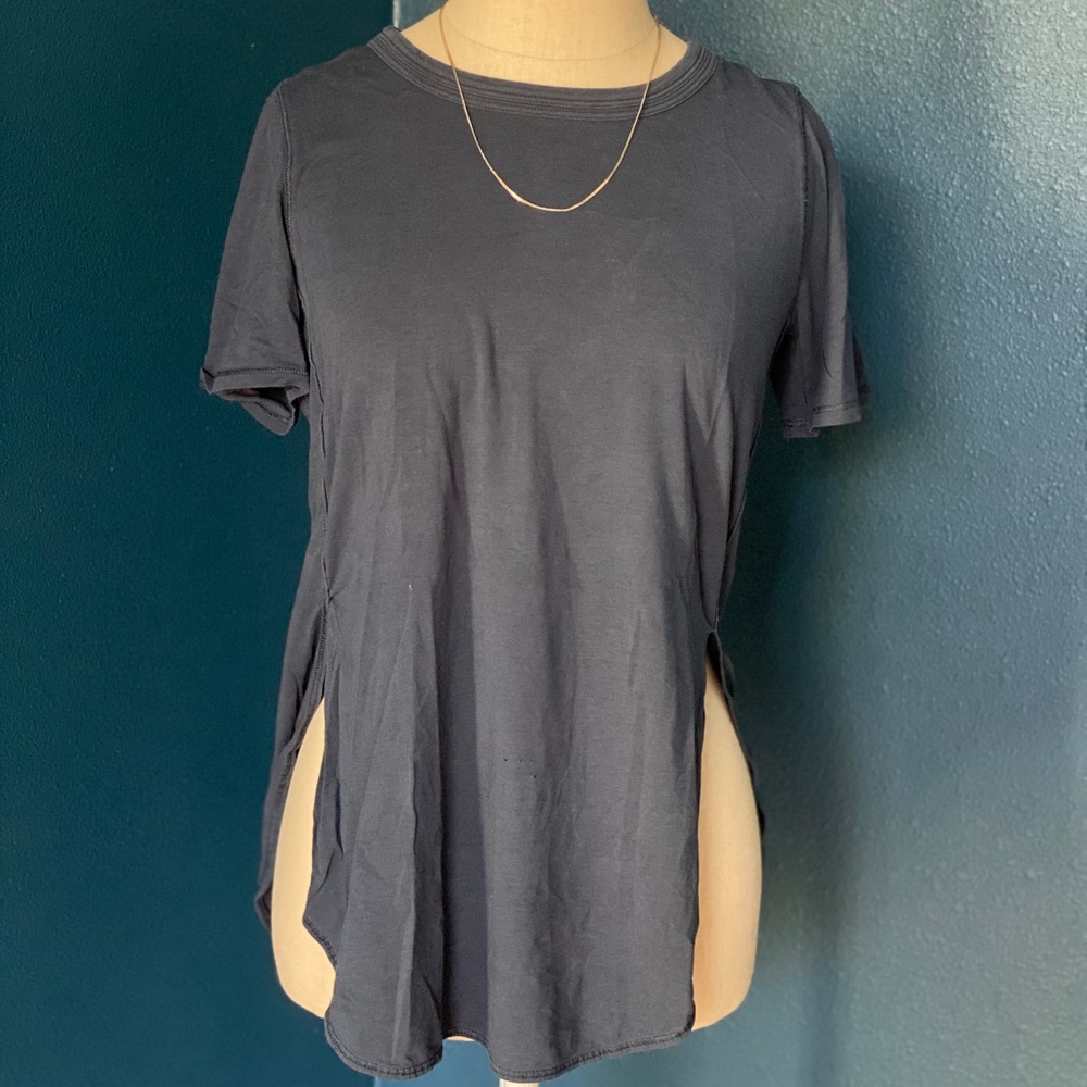 lululemon om tee